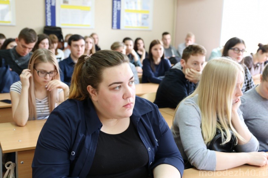Выпускники продолжают знакомство с Законом о молодом специалисте в Калужской области