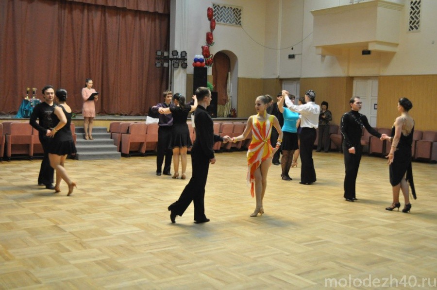 «Танцевальный серпантин» собрал всех любителей спортивно-бальных танцев