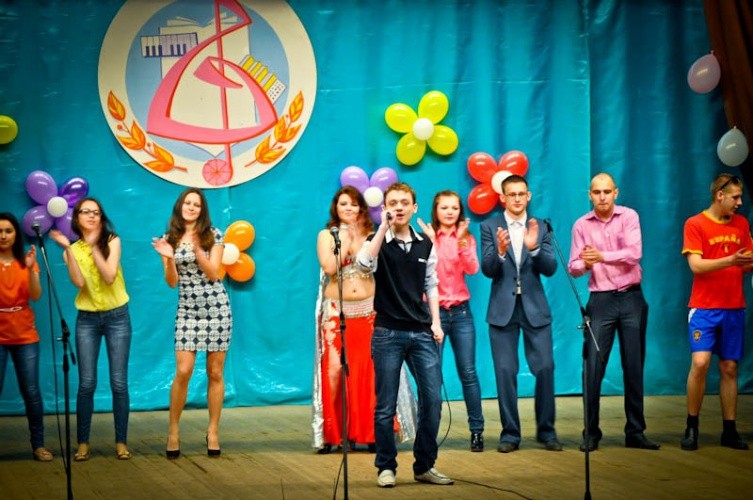 Заключительный зональный конкурс концертных программ прошел в Кирове
