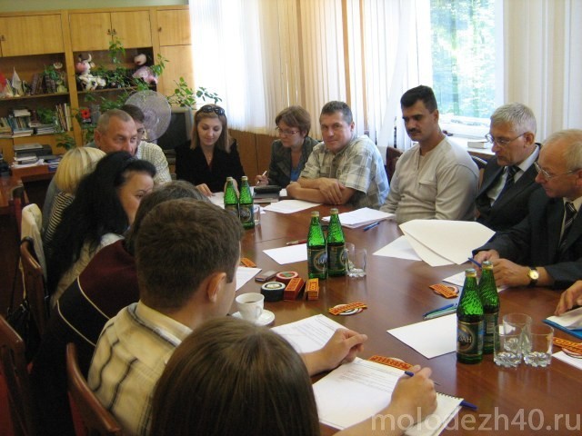 Заседание межведомственной комиссии по оказанию содействия движению молодежных трудовых отрядов Калужской области