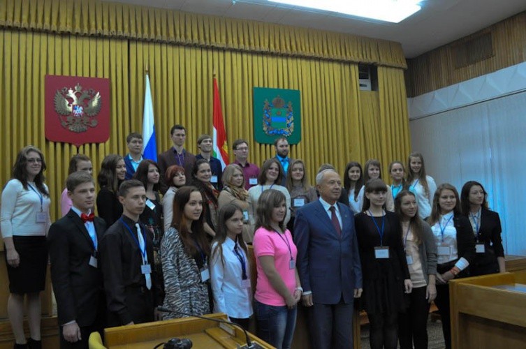 Вторая встреча руководителей органов власти Калужской области с молодежью муниципальных районов