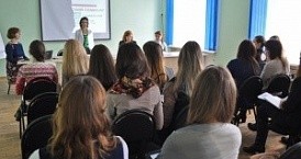 В Областном молодежном центре обсуждали меры государственной социальной поддержки молодых педагогов.
