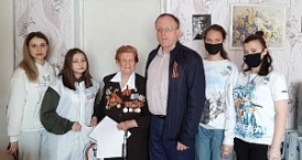 Волонтеры Победы поздравили ветеранов Великой Отечественной войны