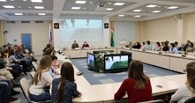 О поисковом движении в Калужской области узнали студенты губернаторских групп