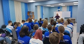 Евгения Молчанова рассказала добровольцам о проекте «#Мывместе»